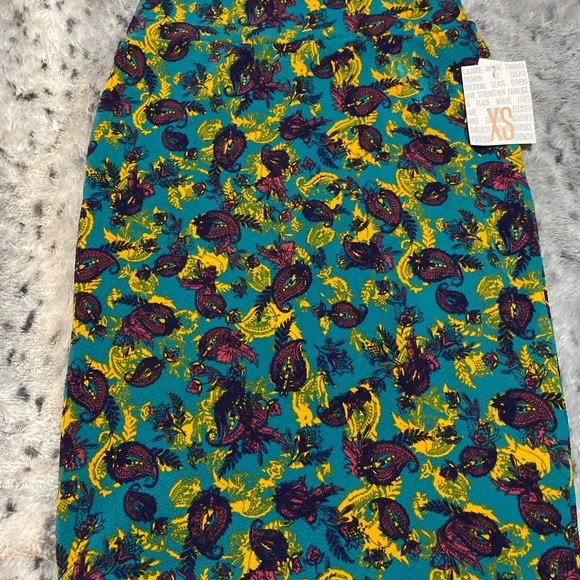 CLOSET CLEAR OUT ALL LULAROE MAKE AN OFFER BUNDL NWT XS HIGH WAIST STRETCH CUTE! - Picture 13 of 13